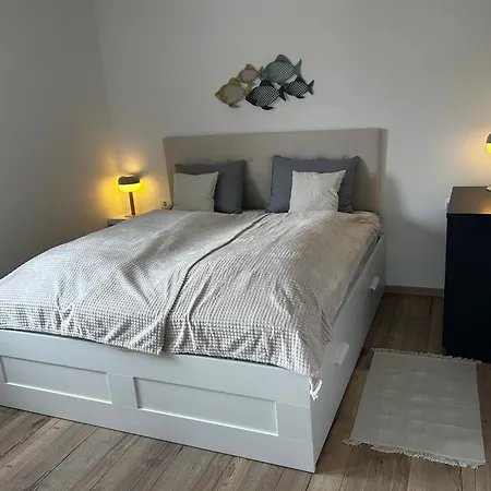 Alba *